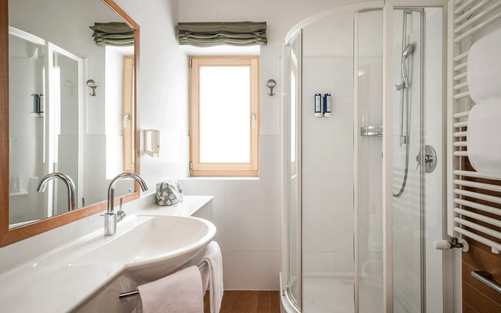 Doppelzimmer mit Balkon – 1